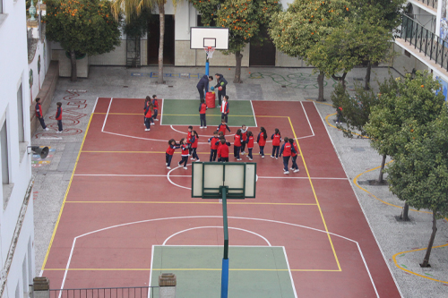 patio-pista-baloncesto