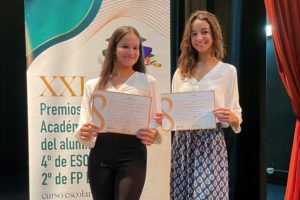 premios-secundaria-alumnas-scsevilla-1